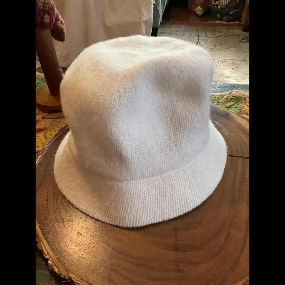 White Wool blend Bucket Hat with Flower Detail - Picture 3 of 8